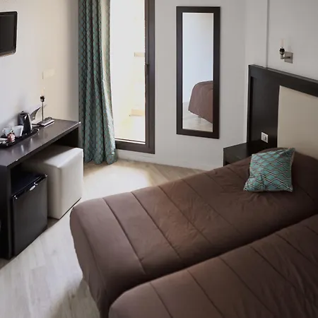 Le Collier Hotel Antibes