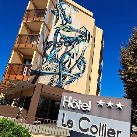 Le Collier Hotel 3*