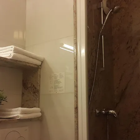 Le Collier Hotel Antibes