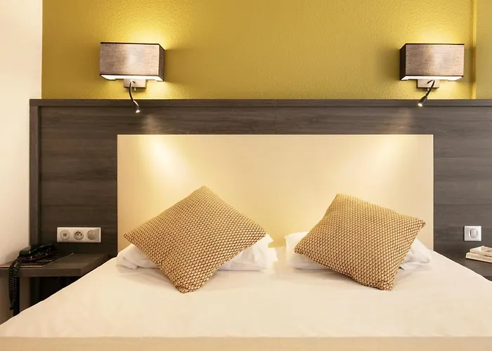 ホテル Le Collier 3*