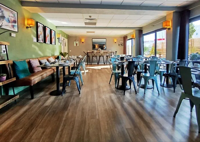 ホテル Le Collier アンティーブ